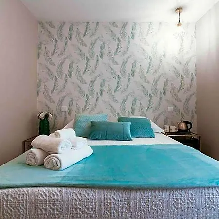 Blue House 3*