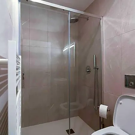 Blue House 3* بونتي دي ليما