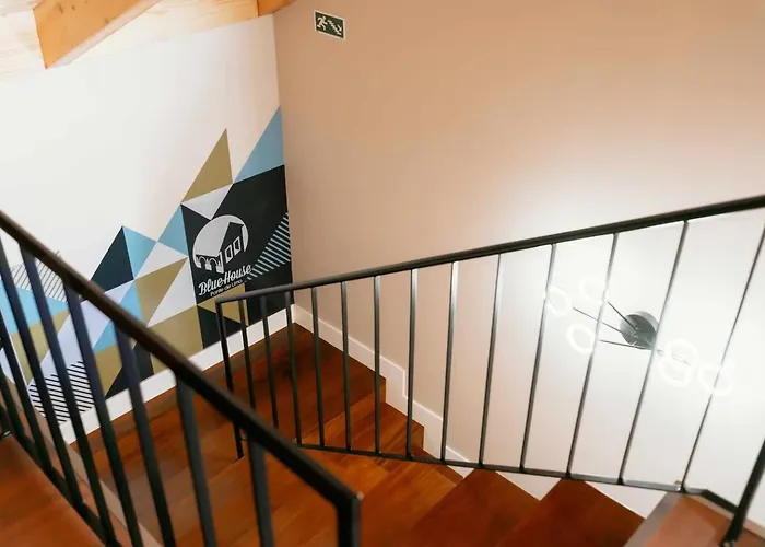 Blue House 3*